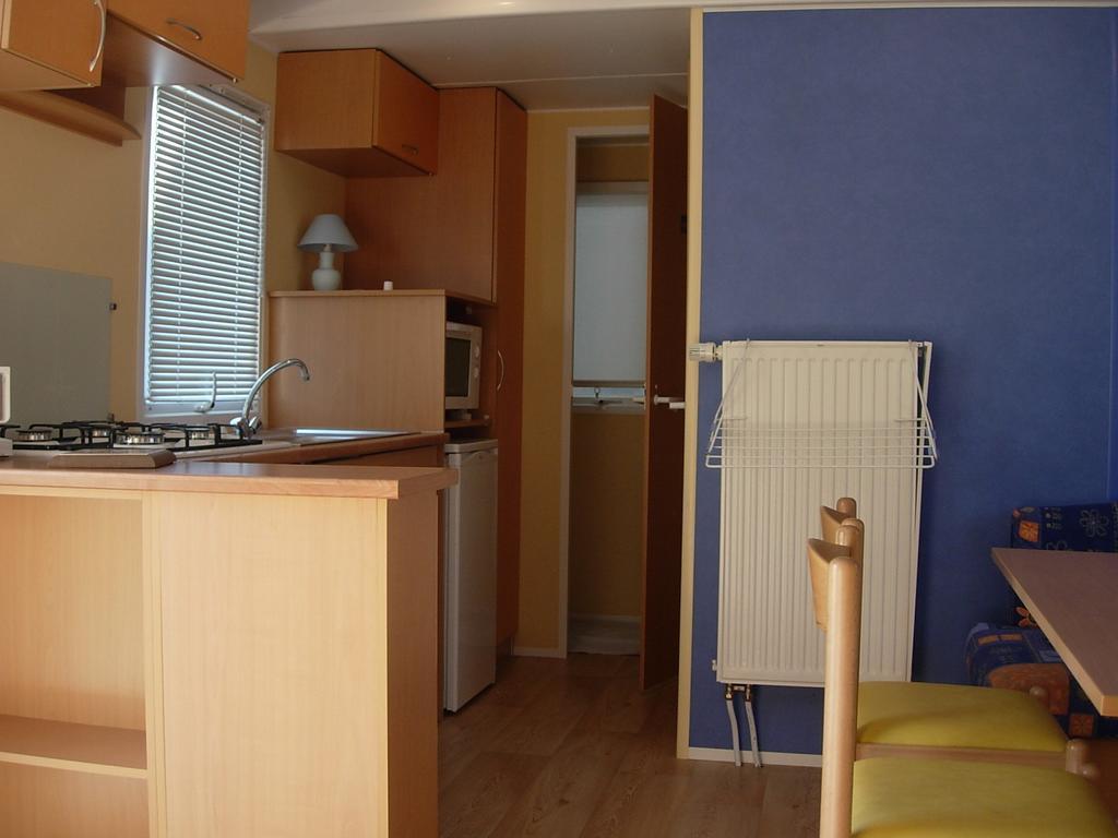 Mobile-Home 1 "Ognon" Pesmes Phòng bức ảnh